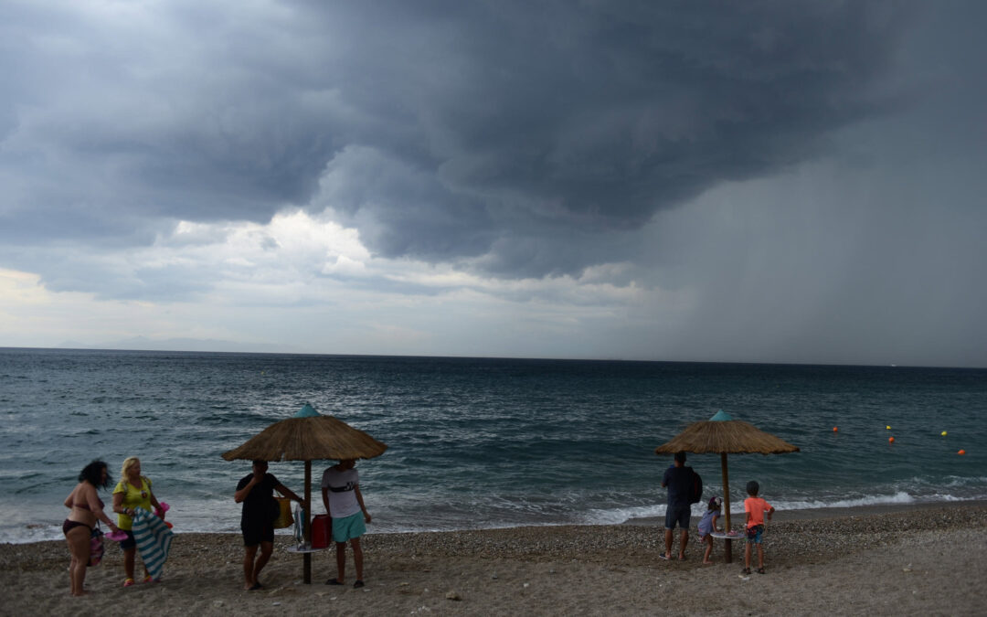 Άνοιξη με νεύρα κι εμείς με υπαρξιακό ρίγος