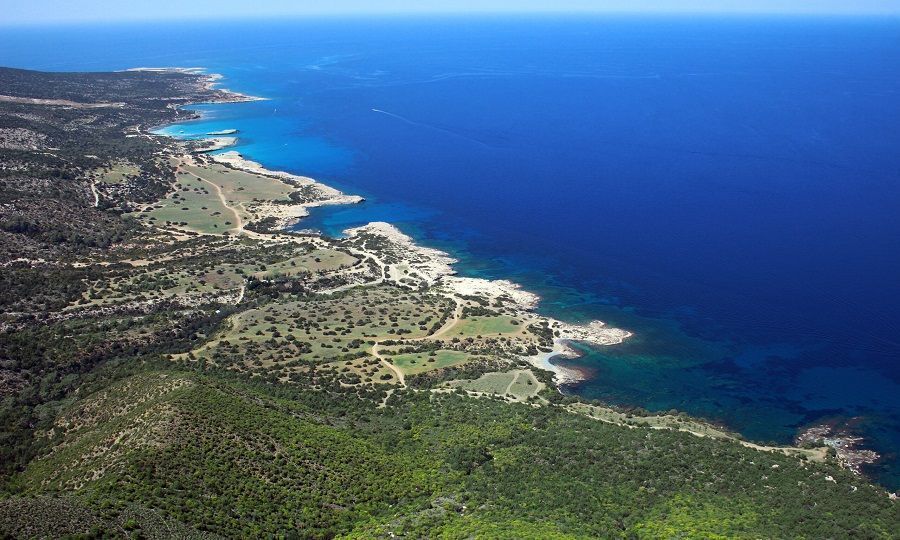 Μην γελοιοποιείτε άλλο τη χώρα μας