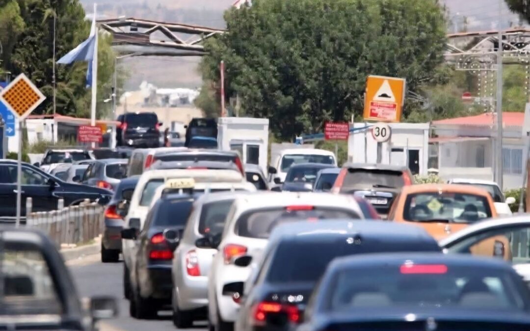 Ούτε τα προσχήματα δεν κρατήθηκαν