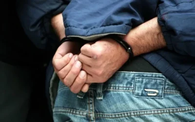 Μαχαίρωσε υπάλληλο για μπουκάλα ποτού