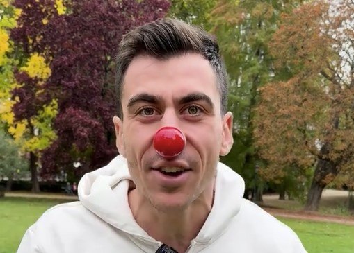 «Δεν κατεβάζω την εφαρμοφή»